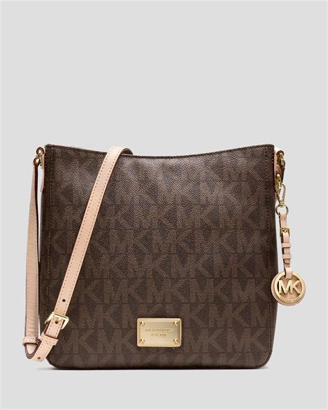 michael kors jet set travel crossbody blog|Michael Kors jetsetter crossbody.